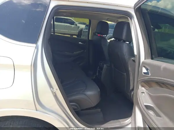 LRBFX2SA0KD108037 2019 BUICK ENVISION - Image 8