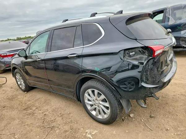 LRBFX2SA0LD102725 2020 BUICK ENVISION - Image 2