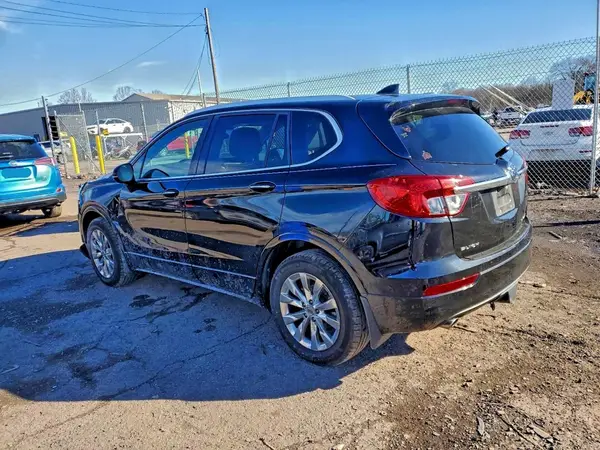 LRBFX2SA1JD002775 2018 BUICK ENVISION - Image 2