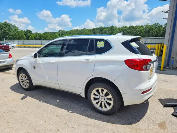 LRBFX2SA1JD082286 2018 BUICK ENVISION - Image 2