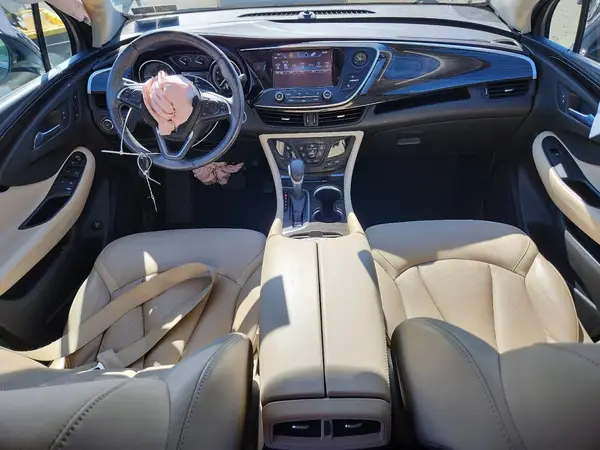 LRBFX2SA1KD015155 2019 BUICK ENVISION - Image 8