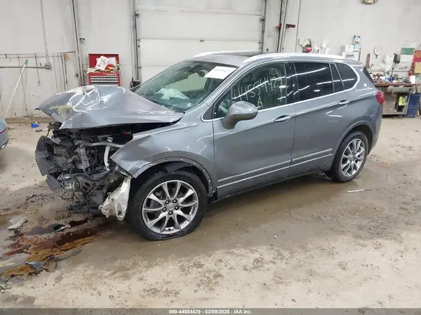 LRBFX2SA1LD156440 2020 BUICK ENVISION - Image 2