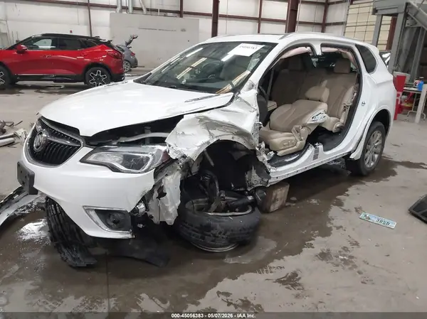 LRBFX2SA2KD026617 2019 BUICK ENVISION - Image 2