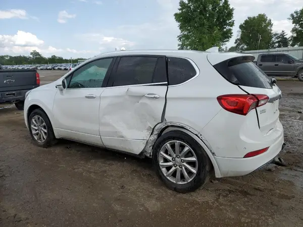 LRBFX2SA2LD017563 2020 BUICK ENVISION - Image 2