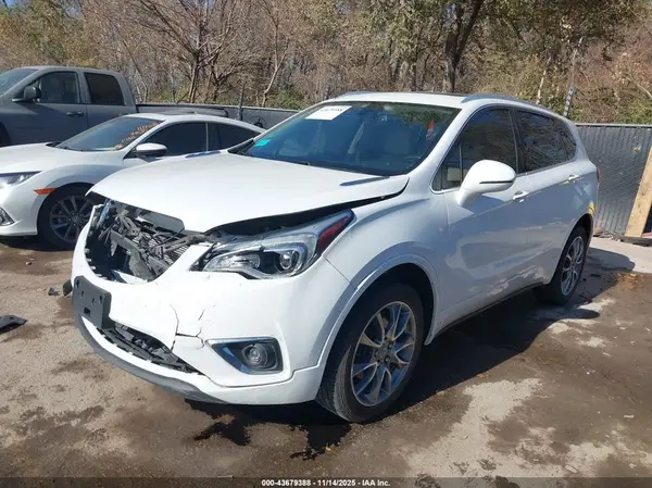 LRBFX2SA2LD110955 2020 BUICK ENVISION - Image 2