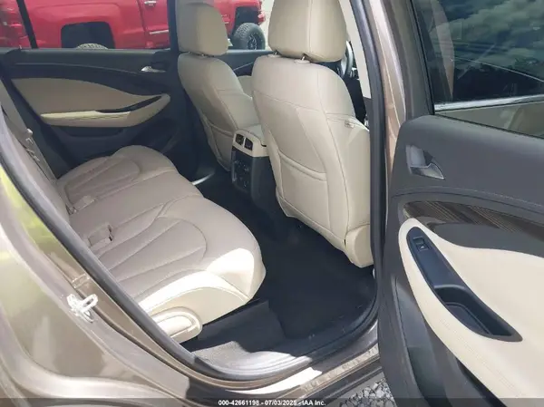 LRBFX2SA3KD127892 2019 BUICK ENVISION - Image 8