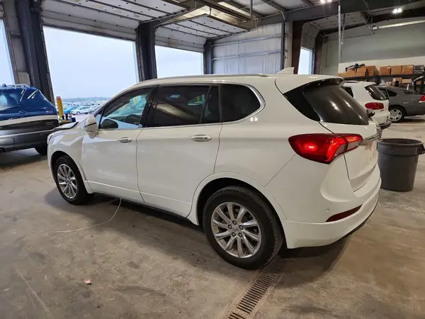 LRBFX2SA3LD067579 2020 BUICK ENVISION - Image 2