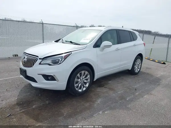 LRBFX2SA4JD080810 2018 BUICK ENVISION - Image 2