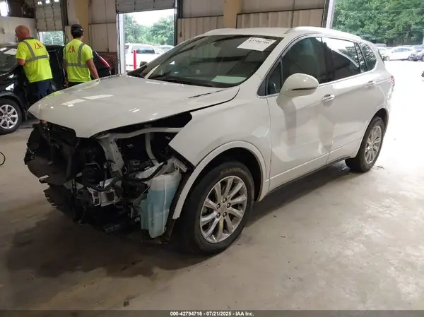 LRBFX2SA4LD199170 2020 BUICK ENVISION - Image 2