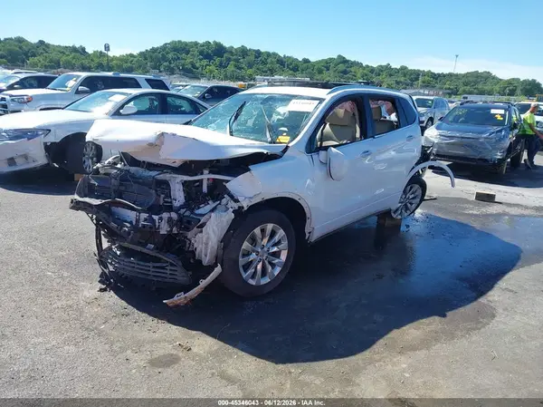 LRBFX2SA5JD051719 2018 BUICK ENVISION - Image 2