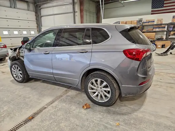 LRBFX2SA5LD226893 2020 BUICK ENVISION - Image 2