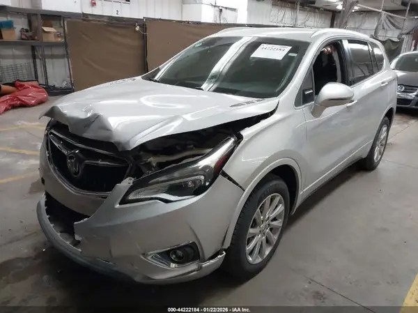 LRBFX2SA7KD000935 2019 BUICK ENVISION - Image 2