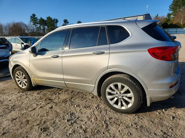 LRBFX2SA8JD027723 2018 BUICK ENVISION - Image 2