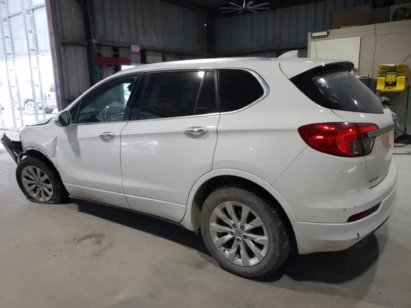 LRBFX2SA8JD116157 2018 BUICK ENVISION - Image 2