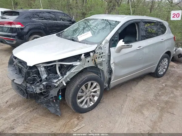 LRBFX2SA8KD004475 2019 BUICK ENVISION - Image 2