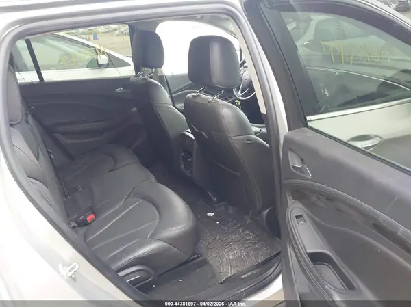 LRBFX2SA8KD004475 2019 BUICK ENVISION - Image 8