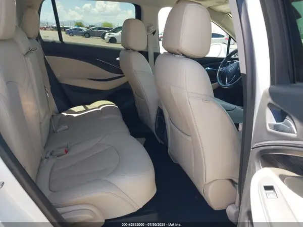 LRBFX2SA9KD003707 2019 BUICK ENVISION - Image 8