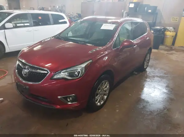 LRBFX2SA9KD022631 2019 BUICK ENVISION - Image 2