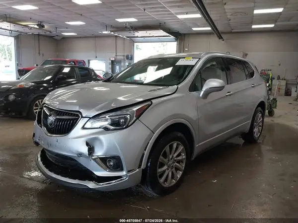 LRBFX2SA9KD025786 2019 BUICK ENVISION - Image 2