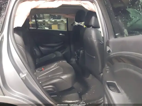 LRBFX2SAXKD042192 2019 BUICK ENVISION - Image 8