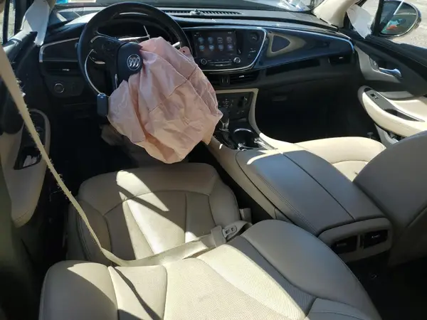 LRBFX3SX0JD029427 2018 BUICK ENVISION - Image 8