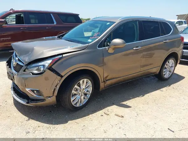 LRBFX3SX4KD007061 2019 BUICK ENVISION - Image 2
