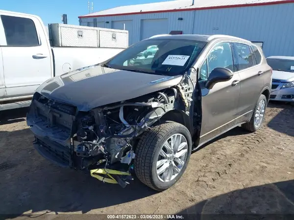 LRBFX3SX4KD012082 2019 BUICK ENVISION - Image 2