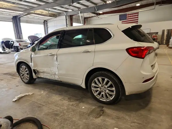 LRBFX3SX5LD209909 2020 BUICK ENVISION - Image 2