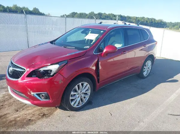 LRBFX3SX6KD014657 2019 BUICK ENVISION - Image 2
