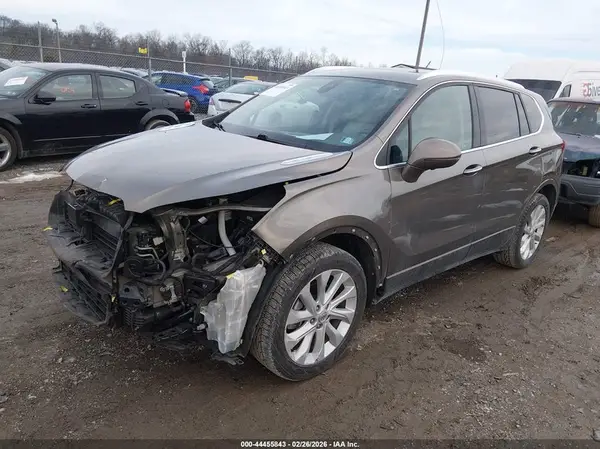 LRBFX4SX2JD004339 2018 BUICK ENVISION - Image 2