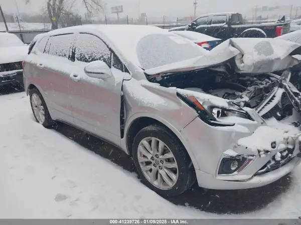 LRBFX4SX2KD097011 2019 BUICK ENVISION - Image 1