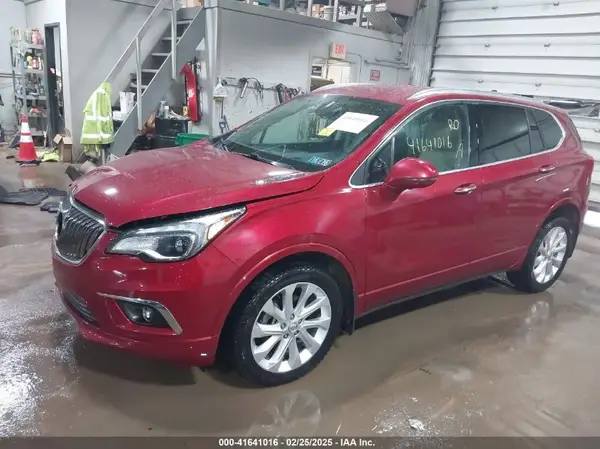 LRBFX4SX4JD005363 2018 BUICK ENVISION - Image 2