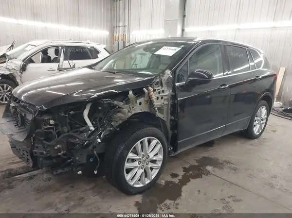 LRBFX4SX7LD169726 2020 BUICK ENVISION - Image 2