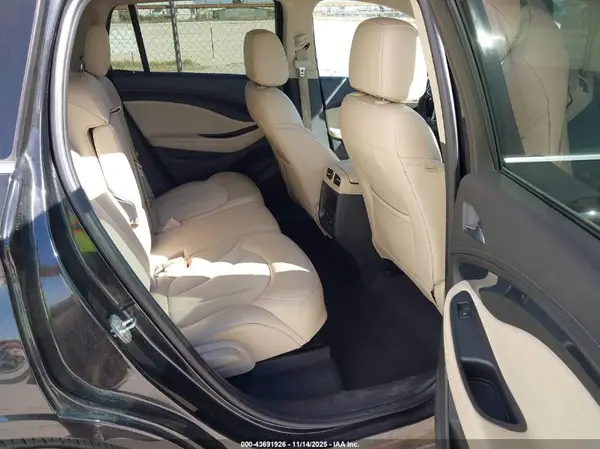 LRBFXASA2HD051116 2017 BUICK ENVISION - Image 8
