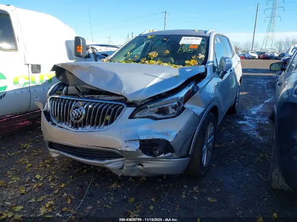 LRBFXBSA0HD070253 2017 BUICK ENVISION - Image 2