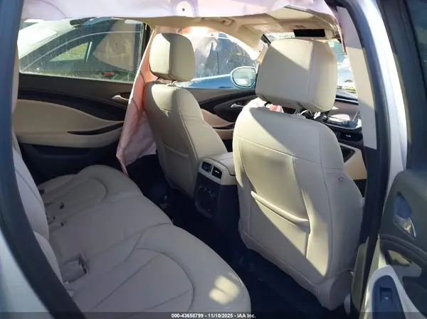 LRBFXBSA0HD070253 2017 BUICK ENVISION - Image 8