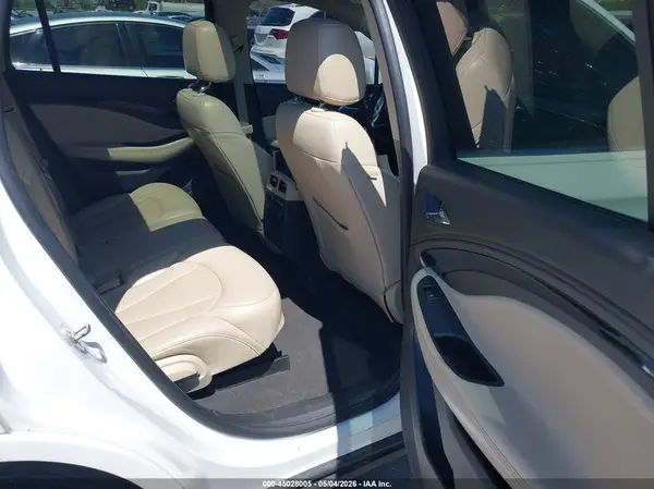 LRBFXBSA1HD090351 2017 BUICK ENVISION - Image 8