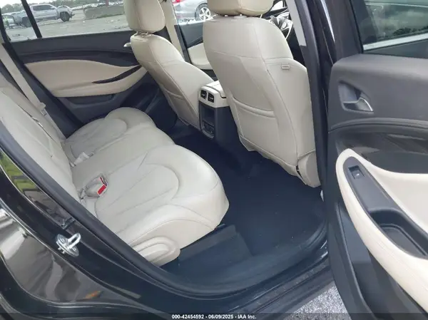 LRBFXBSA1LD016047 2020 BUICK ENVISION - Image 8