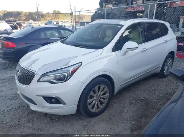 LRBFXBSA2HD019983 2017 BUICK ENVISION - Image 2