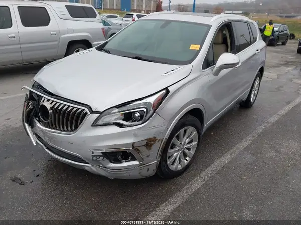 LRBFXBSA2HD069220 2017 BUICK ENVISION - Image 2