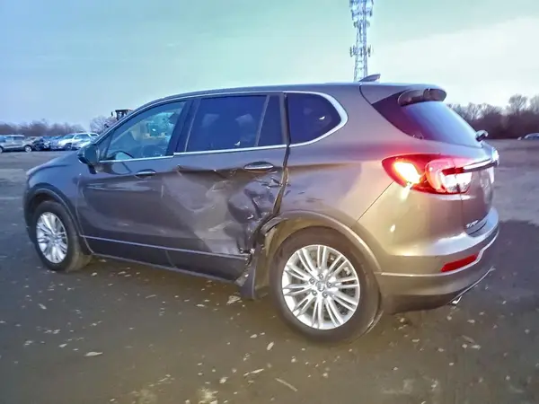 LRBFXBSA2JD027281 2018 BUICK ENVISION - Image 2