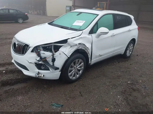 LRBFXBSA3HD038638 2017 BUICK ENVISION - Image 2