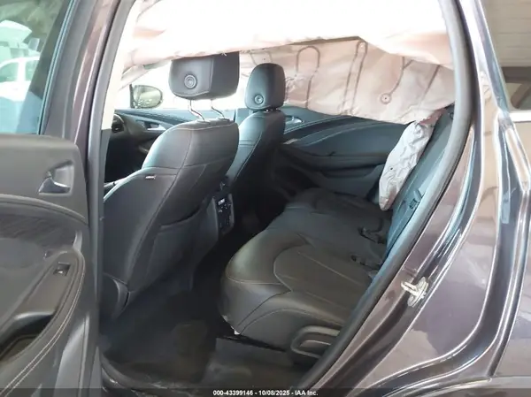 LRBFXBSA3HD063278 2017 BUICK ENVISION - Image 8