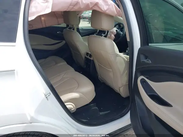 LRBFXBSA3HD129781 2017 BUICK ENVISION - Image 8
