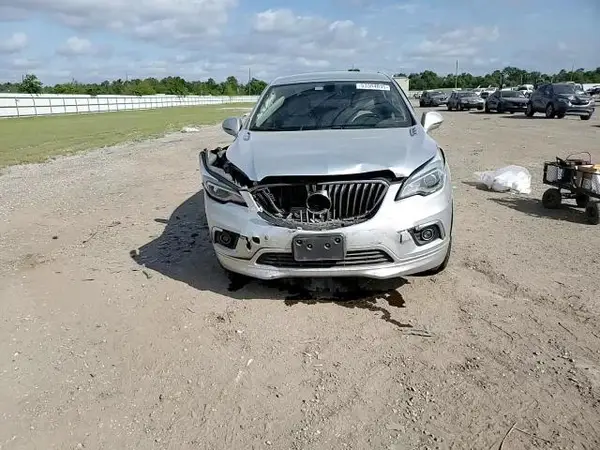 LRBFXBSA5JD056841 2018 BUICK ENVISION - Image 1