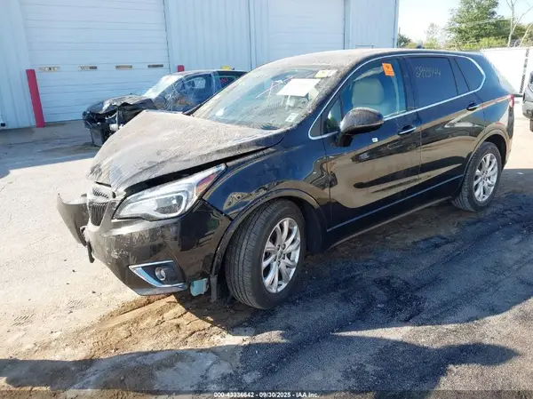 LRBFXBSA5LD070886 2020 BUICK ENVISION - Image 2