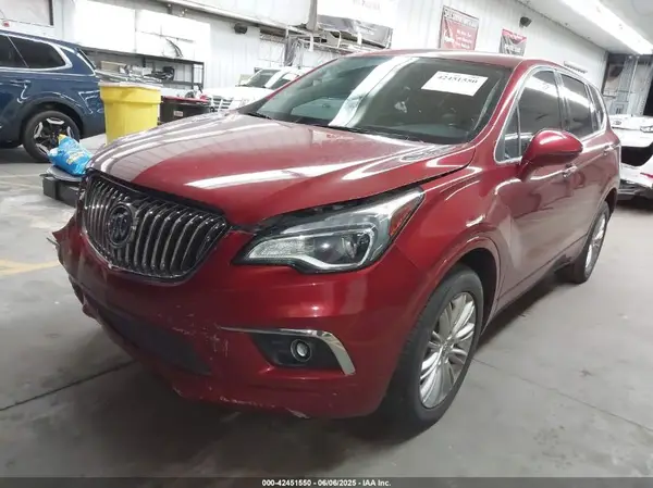 LRBFXBSA7JD006166 2018 BUICK ENVISION - Image 2