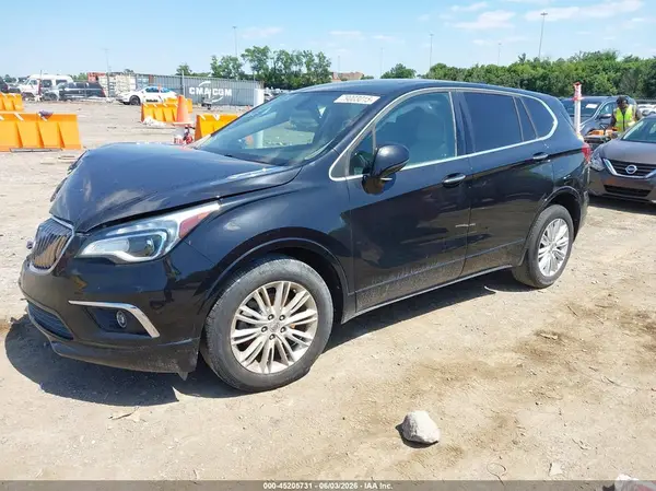LRBFXBSA9JD018268 2018 BUICK ENVISION - Image 2
