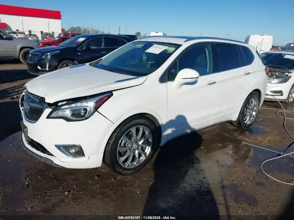 LRBFXCSA0LD227763 2020 BUICK ENVISION - Image 2