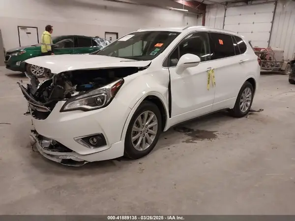 LRBFXCSA1KD033015 2019 BUICK ENVISION - Image 2
